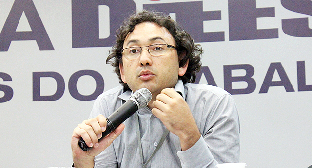 Para Dieese, solução é mudar política de preços imposta à Petrobras